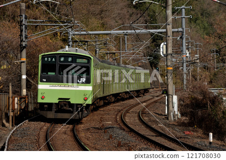 Six 201 series local trains running near Kamenose on the Yamatoji Line 121708030