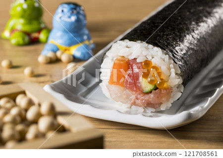 Eri Haimenaki 121708561