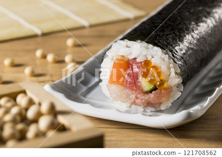 Eri Haimenaki 121708562