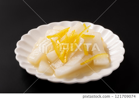 Yuzu Daikon 121709074