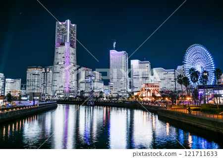 燈火通明的橫濱港未來 燈火通明的橫濱港未來 121711633