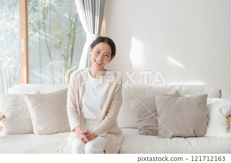 Middle aged woman Middle aged woman 121712163