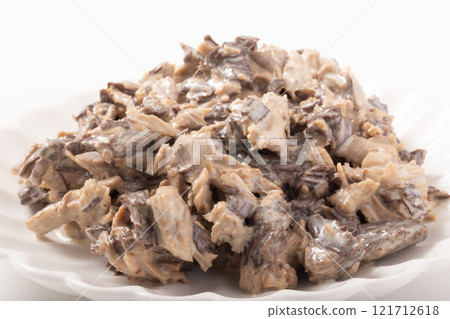 Tuna with mayonnaise (red meat, blood) Tuna with mayonnaise (red meat, blood) 121712618