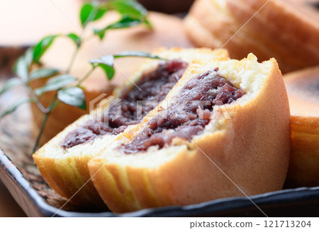 日本代表性的和果子今川燒傳送帶 日本代表性的和果子今川燒傳送帶 121713204