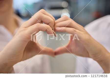 The Heart Shape Hand Gesture A Beautiful and Powerful Symbol of Love and Connection The Heart Shape Hand Gesture A Beautiful and Powerful Symbol of Love and Connection 121714638