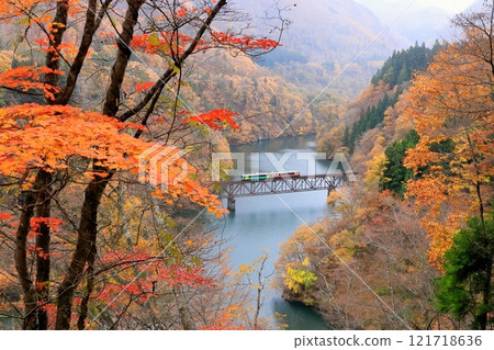 Tadami Line "The Third Tadami River Bridge surrounded by autumn leaves in mid-November" Tadami Line "The Third Tadami River Bridge surrounded by autumn leaves in mid-November" 121718636