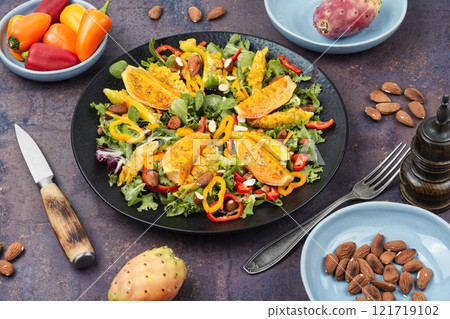 Salad of prickly pear or opuntia 121719102