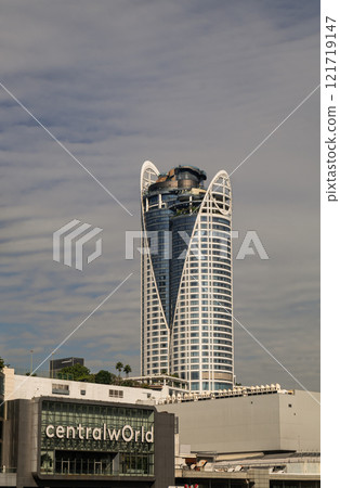 View of Centara Grand at CentralWorld and The Central World shopping center in front of. View of Centara Grand at CentralWorld and The Central World shopping center in front of. 121719147