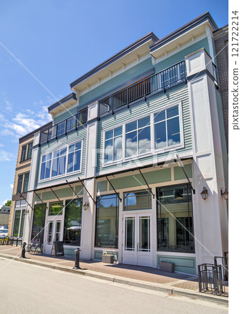 Residential Building with Boutiques and Offices on ground level Residential Building with Boutiques and Offices on ground level 121722214