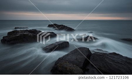 the big wave in the sea 121723106