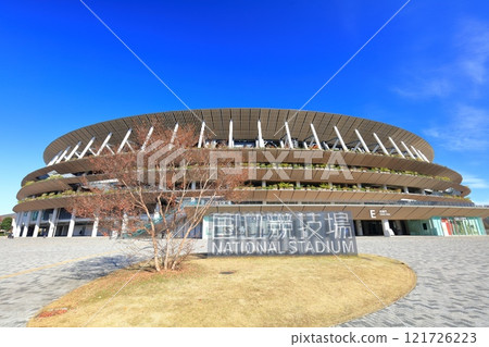 [Tokyo] New National Stadium on a clear day 121726223
