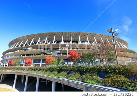 [東京] 新國家體育場晴空萬裡 121726225