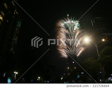 Taipei 101 121726884