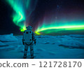 太空人觀賞極光 121728170