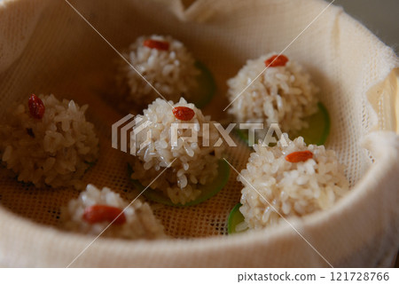 蒸米飯、糯米糰 121728766
