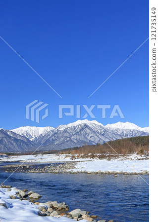 信濃大町山景:冬季北阿爾卑斯立山連峰 信濃大町山景:冬季北阿爾卑斯立山連峰 121735149
