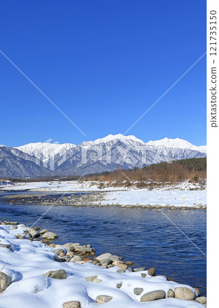 信濃大町山景:冬季北阿爾卑斯立山連峰 信濃大町山景:冬季北阿爾卑斯立山連峰 121735150