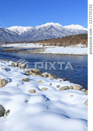 信濃大町山景：冬季北阿爾卑斯立山連峰 121735152
