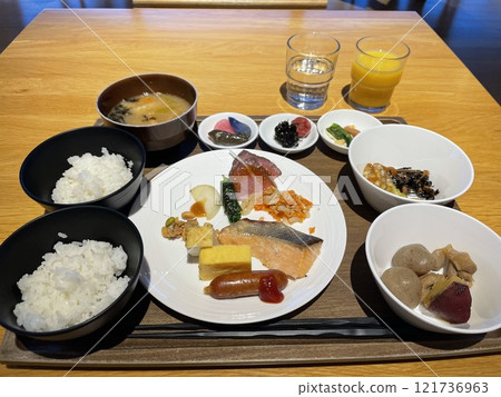 酒店自助早餐 121736963