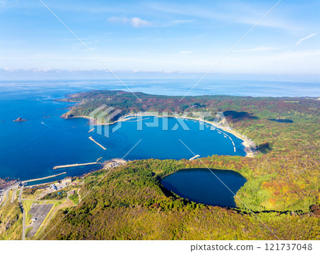 Toga Bay and Sannomegata (Oga City, Akita Prefecture) Toga Bay and Sannomegata (Oga City, Akita Prefecture) 121737048