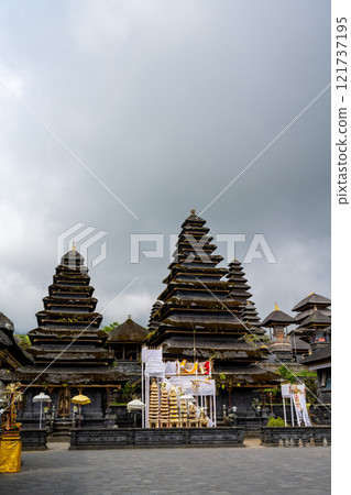 Innijiao島 - 2024年10月22日:Bushaji Temple Complex,Agong Bushaji Temple。蓋島上最重要的印度寺廟。 Innijiao島 - 2024年10月22日:Bushaji Temple Complex,Agong Bushaji Temple。蓋島上最重要的印度寺廟。 121737195