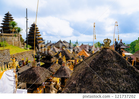 Innijiao島 - 2024年10月22日:Bushaji Temple Complex,Agong Bushaji Temple。蓋島上最重要的印度寺廟。 Innijiao島 - 2024年10月22日:Bushaji Temple Complex,Agong Bushaji Temple。蓋島上最重要的印度寺廟。 121737202