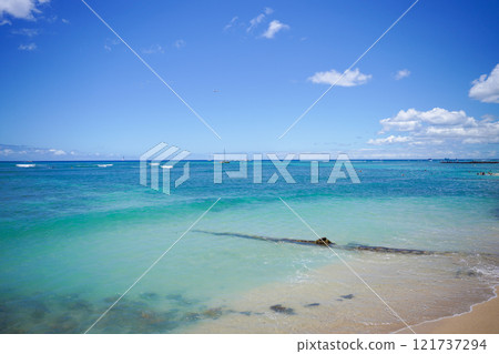 夏威夷威基基美麗的大海 121737294