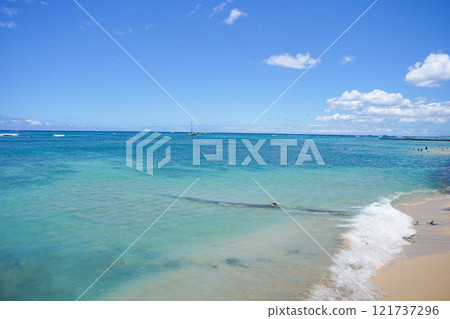 夏威夷威基基美麗的大海 121737296