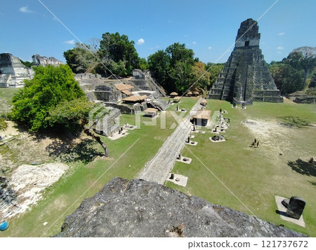 蒂卡爾瑪雅遺址危地馬拉廣場 121737672