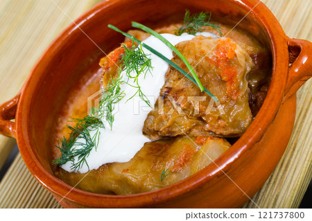 Dish Russian cuisine - golubtsy Dish Russian cuisine - golubtsy 121737800