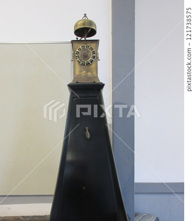 「大名櫓鐘」是江戶時代封建領主使用的日本製造的機械鐘。 121738575