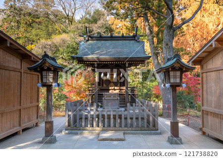 武藏一宮冰川神社節社宗像神社神社建築與秋葉 武藏一宮冰川神社節社宗像神社神社建築與秋葉 121738820