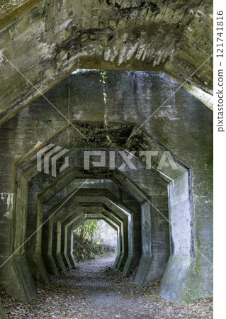 Hakkaku Tunnel (Misato Town, Kumamoto Prefecture) is recommended for those who like abandoned railway tracks and ruins. Hakkaku Tunnel (Misato Town, Kumamoto Prefecture) is recommended for those who like abandoned railway tracks and ruins. 121741816