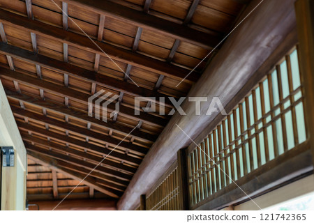 陽台天花板，日本房子 121742365