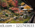 Autumn leaves of Togansuji Temple 121743633