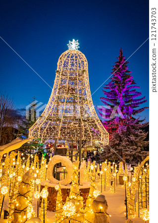 Shiroi Koibito Park in winter 121743703