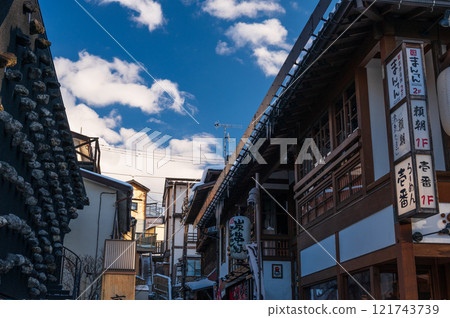Retro streetscape of Kusatsu Onsen - Alley scenery 121743739