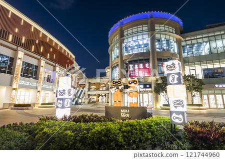 Night view of SKM Park Outlets Kaohsiung, Taiwan. It is a brand-new type of compound lifestyle outlet of Shin Kong Mitsukoshi. Night view of SKM Park Outlets Kaohsiung, Taiwan. It is a brand-new type of compound lifestyle outlet of Shin Kong Mitsukoshi. 121744960