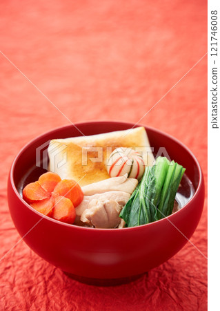 Kanto-style ozōni with square mochi 121746008