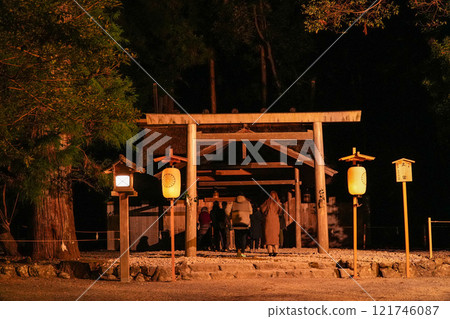 Ise Shrine Geku New Year's Eve Visit Ise Shrine Geku New Year's Eve Visit 121746087