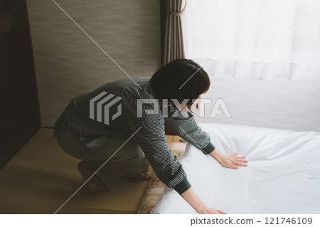 鋪上蒲團 121746109
