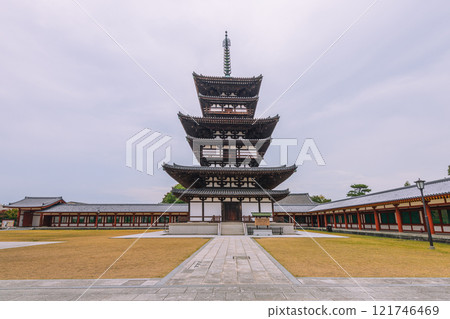 Tour the UNESCO World Heritage Site, Yakushiji Temple in Nara Tour the UNESCO World Heritage Site, Yakushiji Temple in Nara 121746469