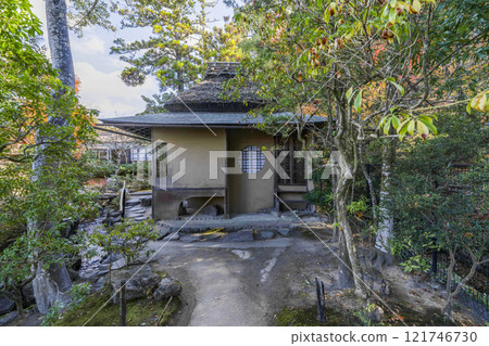 依水園（奈良市）海修軒 121746730