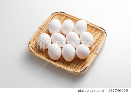 An egg 121746969