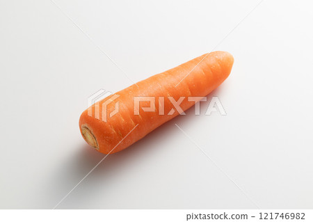 Carrot white background studio shooting 121746982