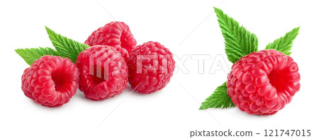 Ripe raspberries with leaf isolated on a white background 121747015