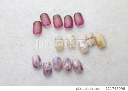 指甲尖 指甲尖 121747096