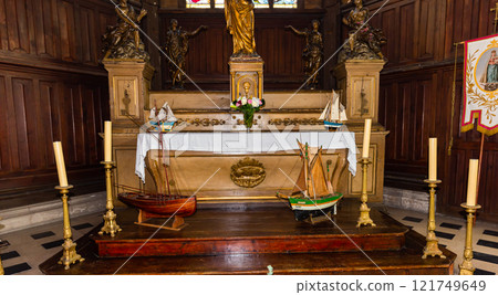 interiors of Saint Catherine church, Honfleur, normandy, france 121749649