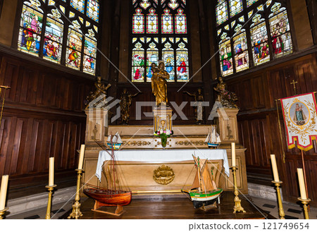 interiors of Saint Catherine church, Honfleur, normandy, france 121749654
