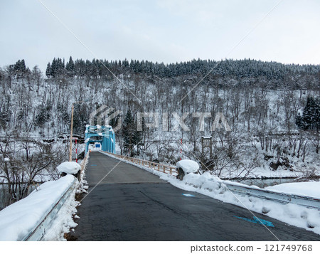 Yukinoyu Waterfall Bridge 121749768